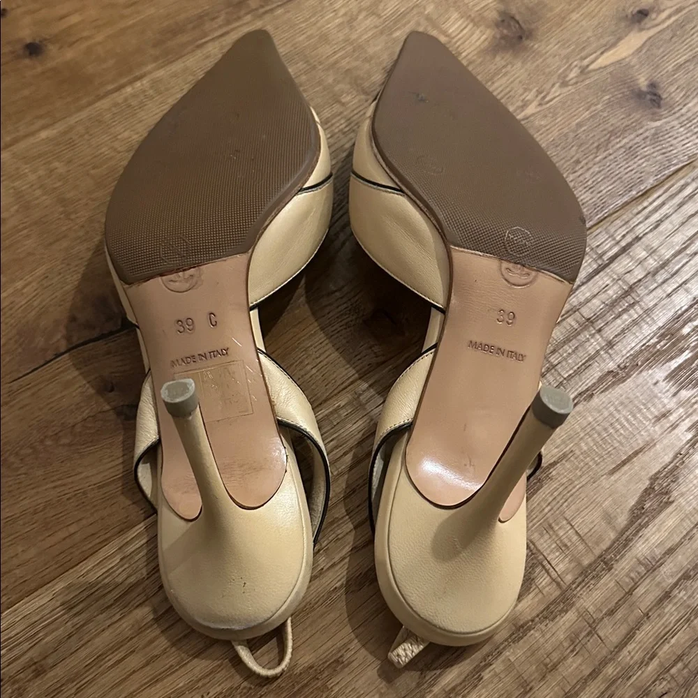CHANEL Vintage Two-Tone Black and Cream Heels 39 - Picture 9 of 12